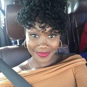 Meet your Posher, Amber